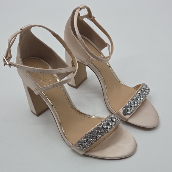 Jewel Badgley Mischka Shoes - Elegant Champagne Ankle Strap Jewel Badgley Mischka Heels with Rhinestones NEW